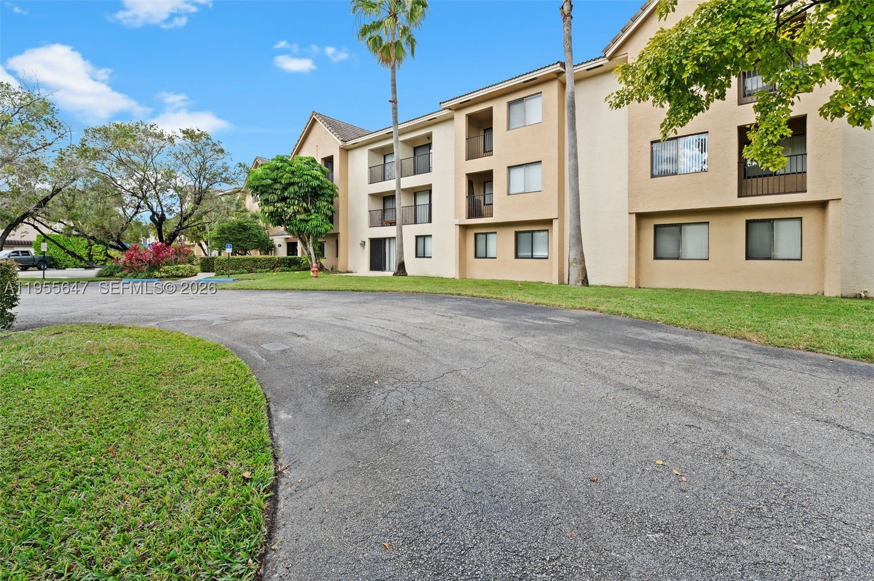 10001 W Atlantic Blvd – photo 1