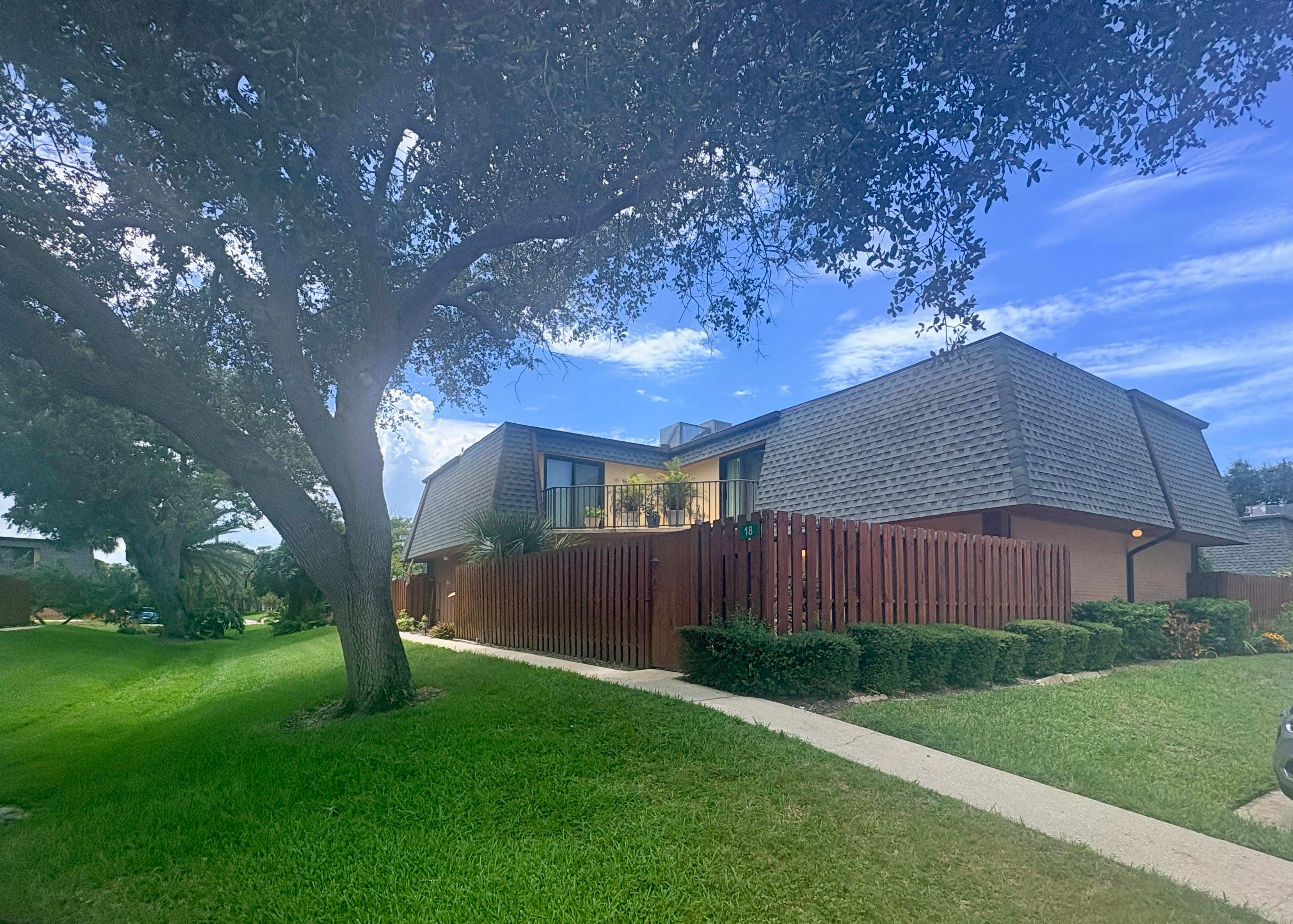 18 Cedar Dunes Dr – photo 1