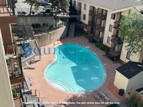 1032 East 400 South – photo 1