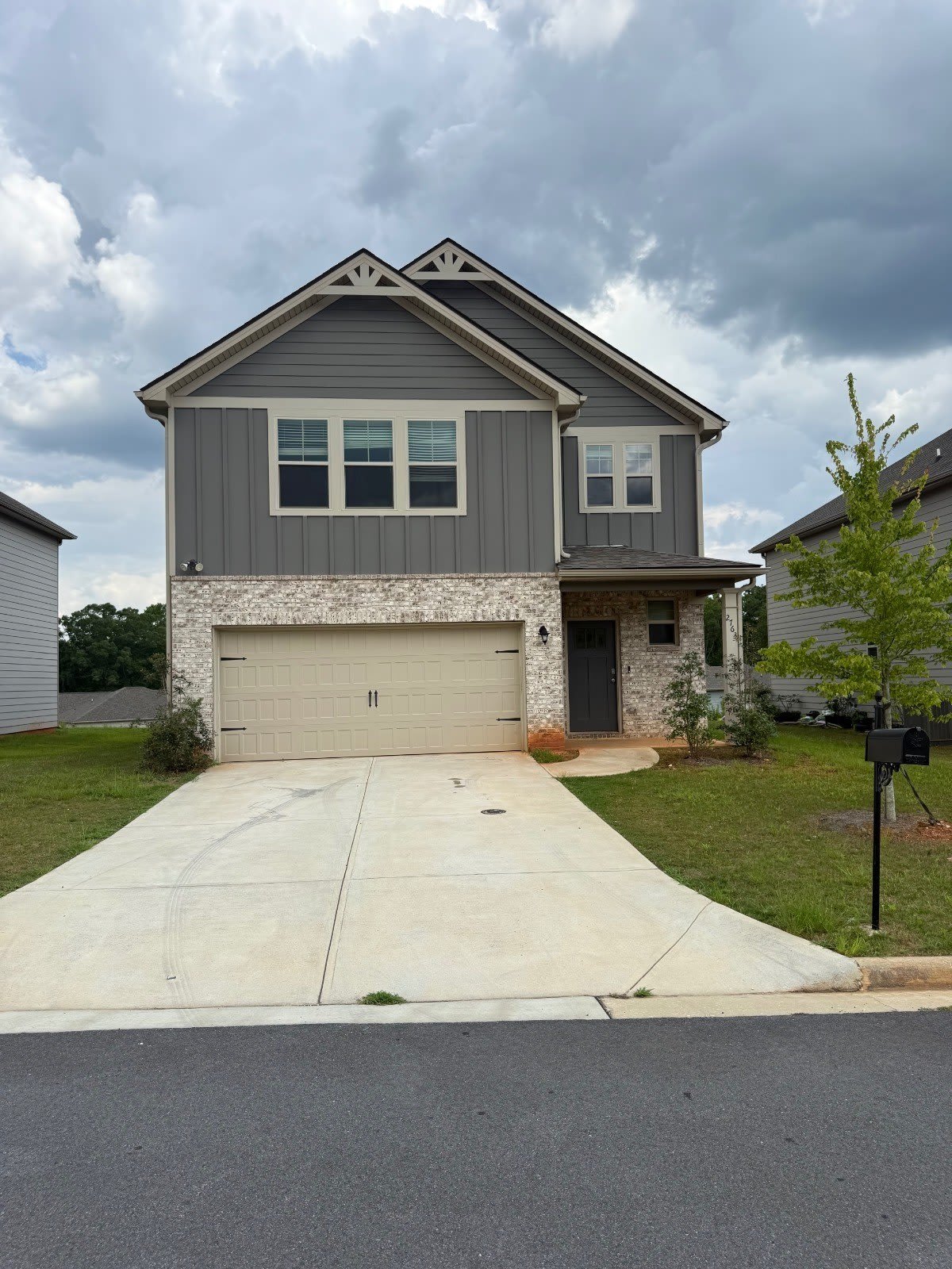 2763 Jansen Avenue – photo 1 of 197