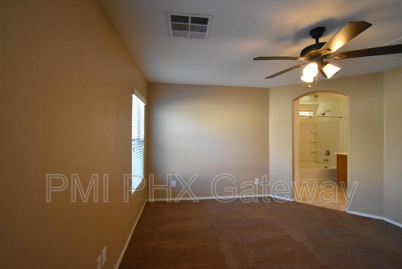 3238 E Elgin St – photo 1
