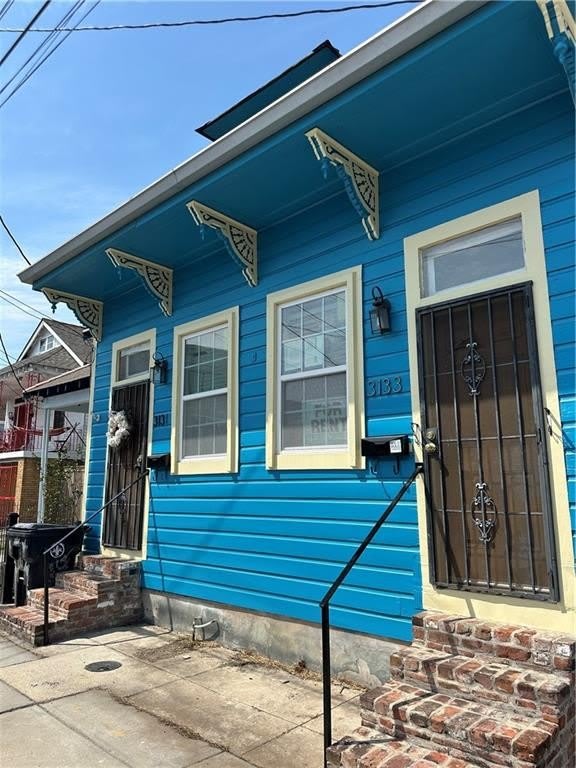 3133 N VILLERE Street – photo 1 of 17