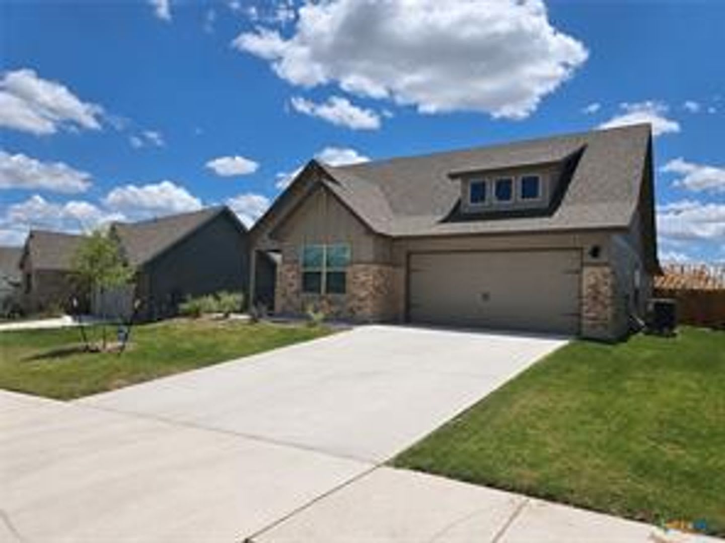 2349 Bee Creek Dr., Copperas Cove, Tx. 76502 – photo 1 of 32