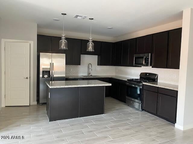 976 E White Wing Drive – photo 1 of 21