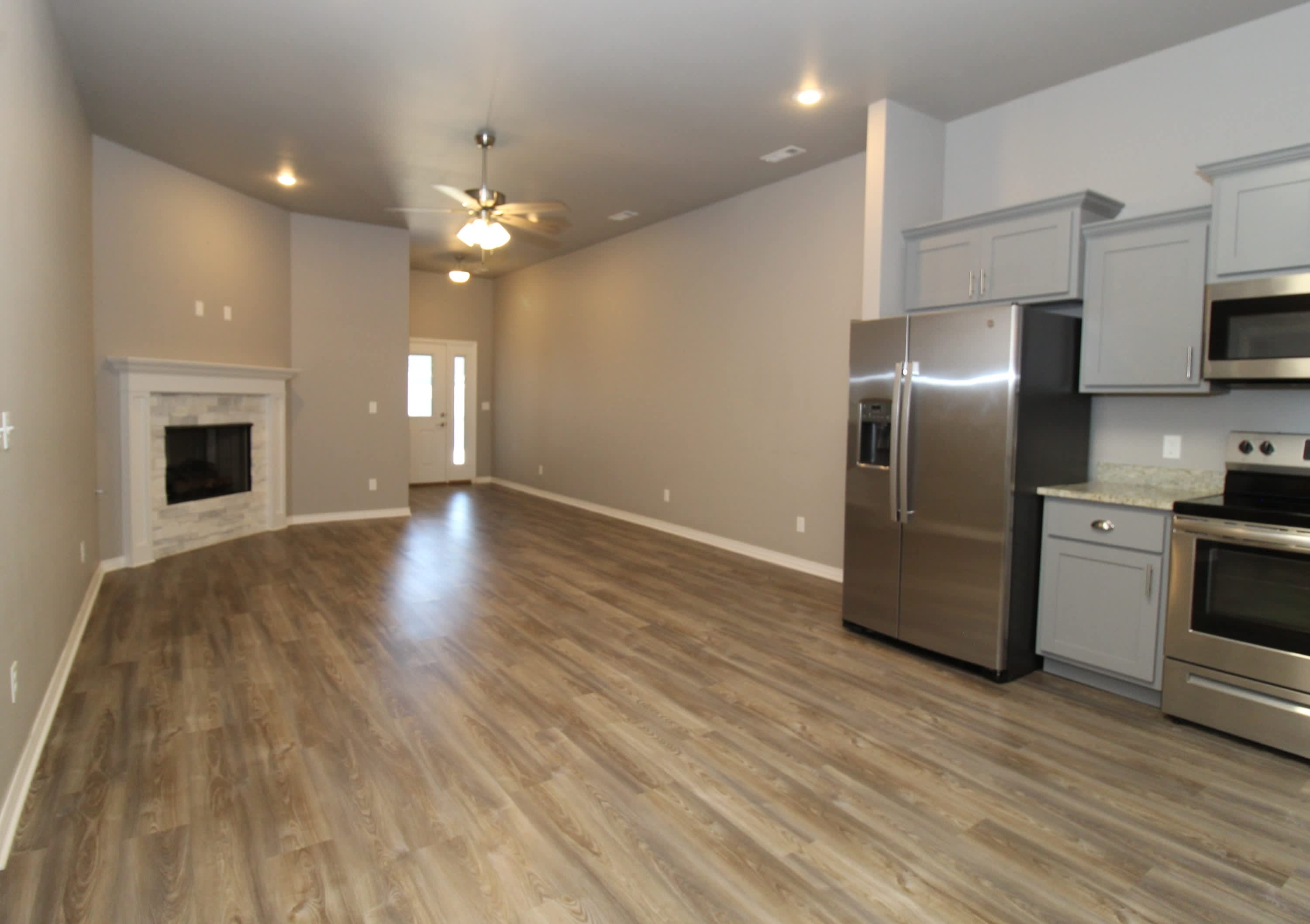 182 East 2nd Street – photo 1