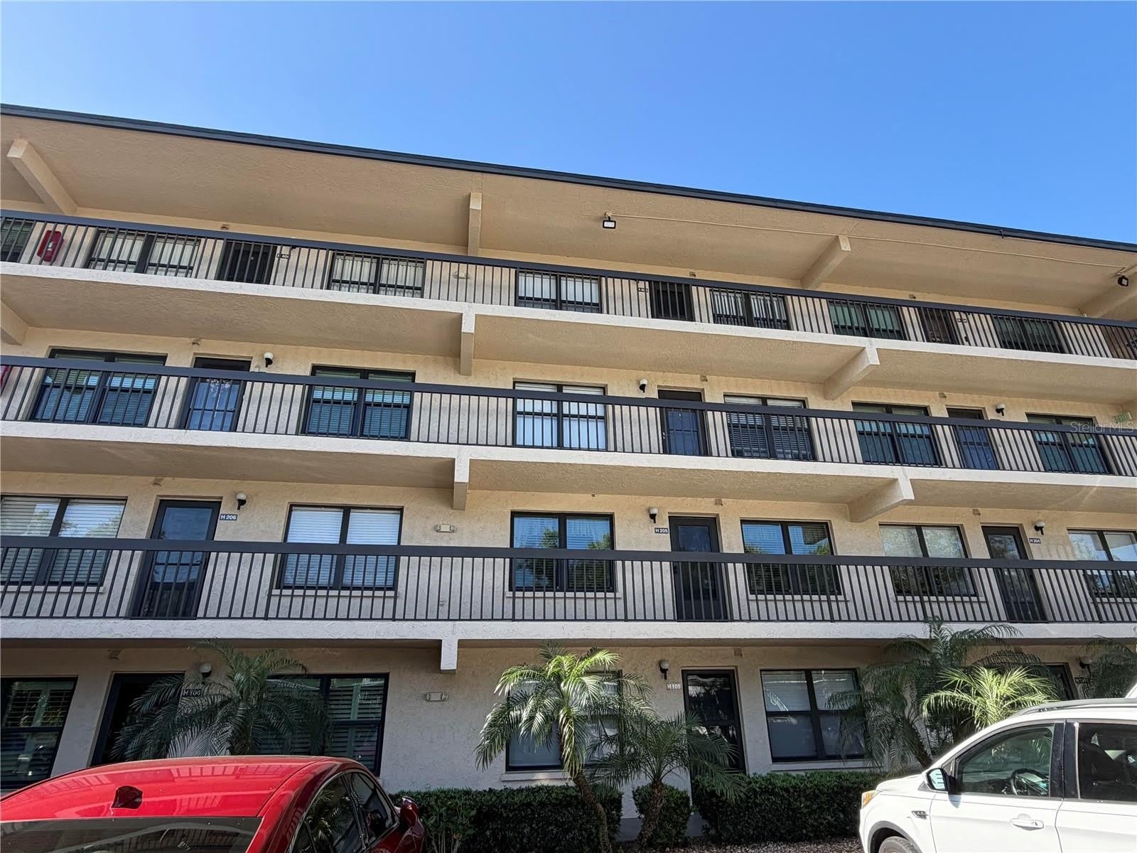 515 W 30TH Avenue – photo 1