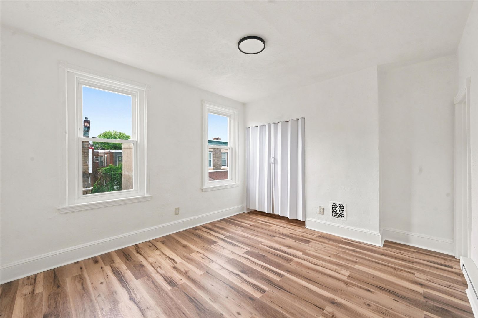 2BR/1BA Home – photo 1