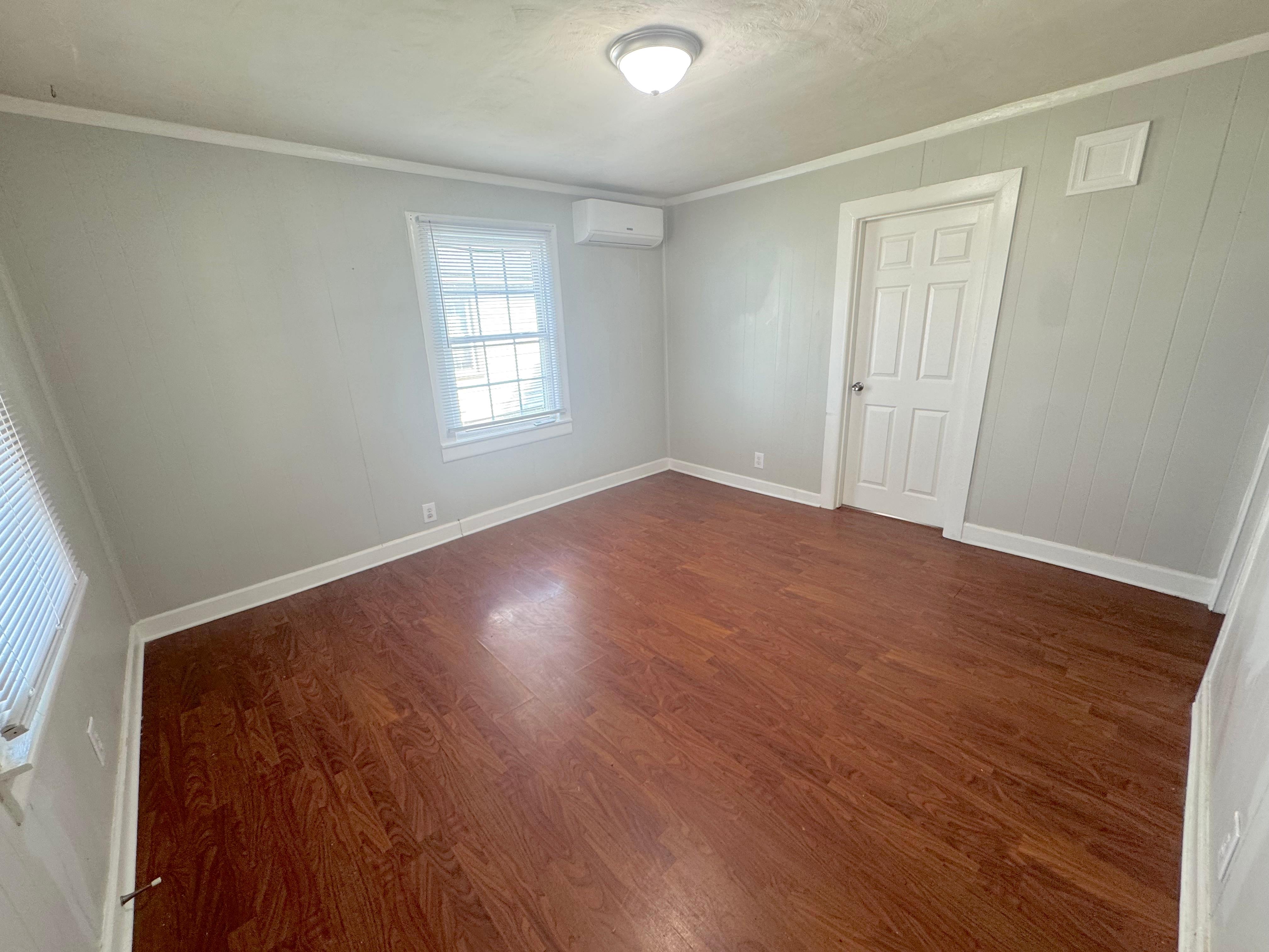 104 Cushing St – photo 1 of 15