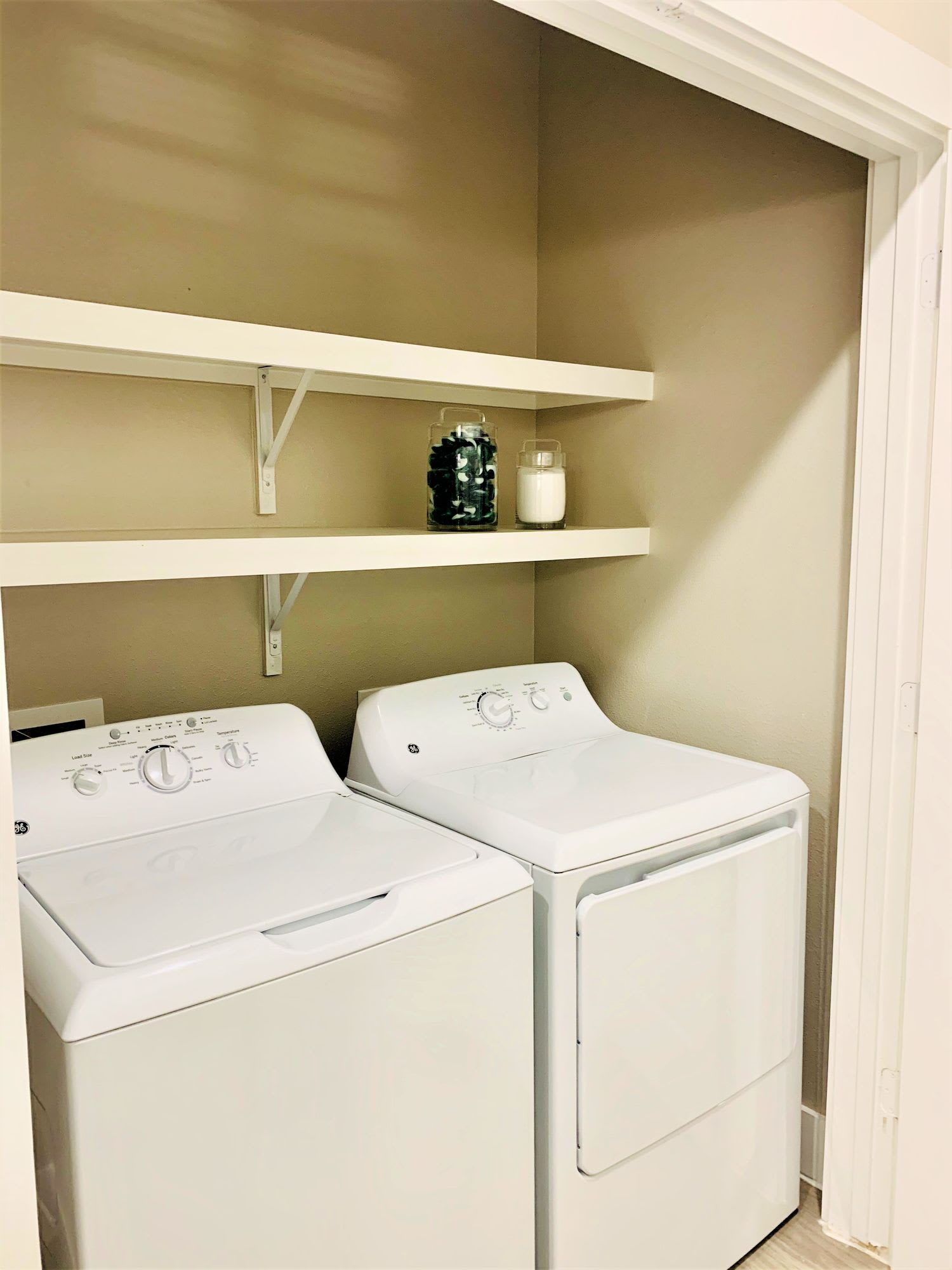 Reserve on Kingsland – photo 1