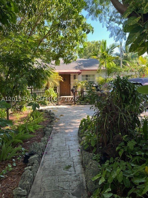 410 NW 31st St – photo 1