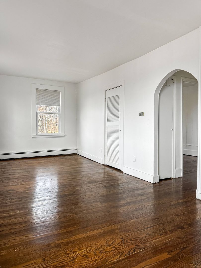 35 Terrace Drive – photo 1 of 7