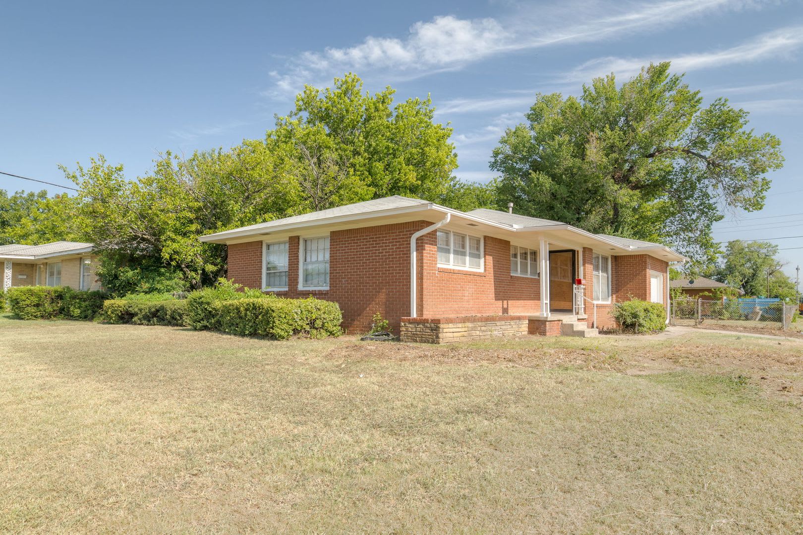 Updated 3 Bedroom 1 Bath Home In Oklahoma City – photo 1