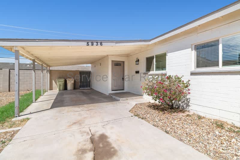 5936 W Seldon Ln – photo 1 of 20