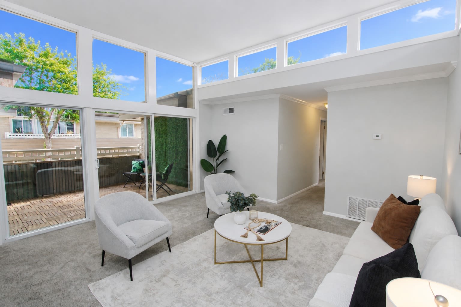 346 Carpenter Drive Northeast – photo 1