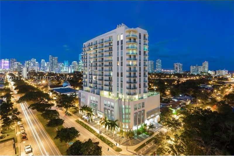 2525 SW 3 AV – photo 1