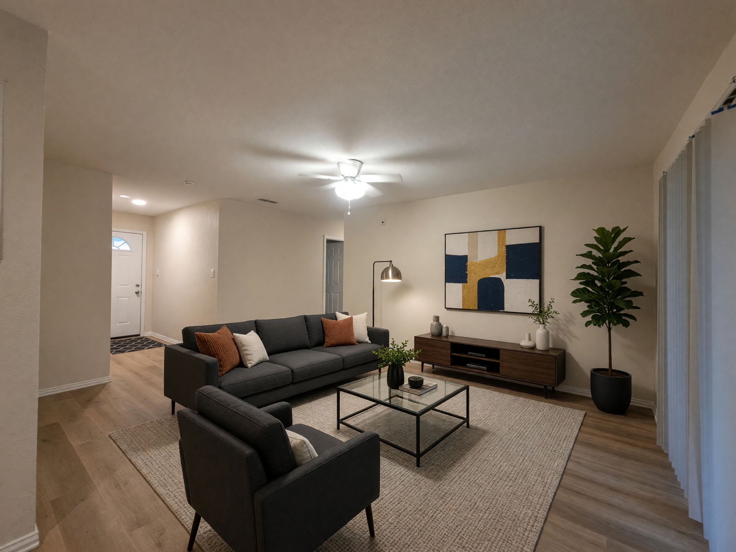 104 East Eggleston Street – photo 1 of 275