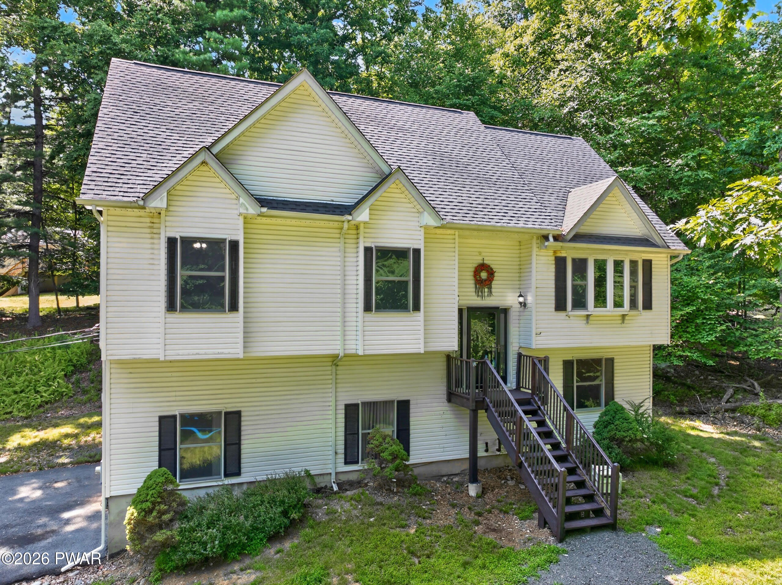 115 Blackberry Drive – photo 1 of 64