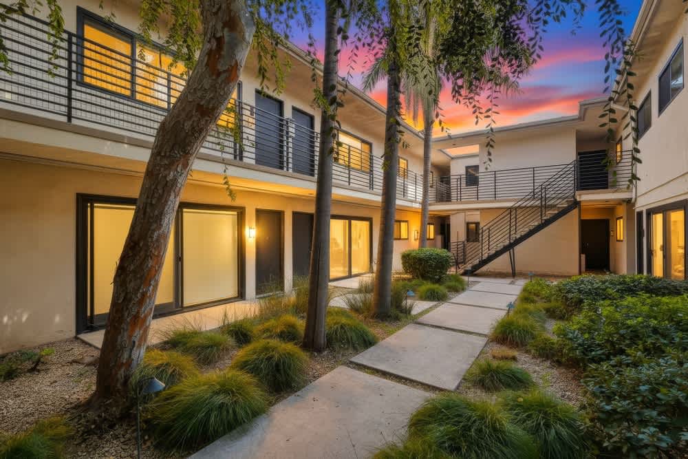 354 4th Avenue – photo 1