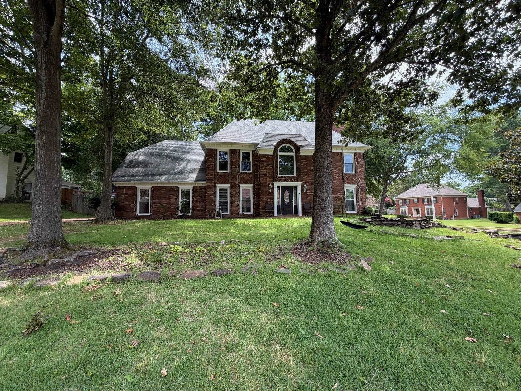 2910 FOSTER DALE Cv – photo 1