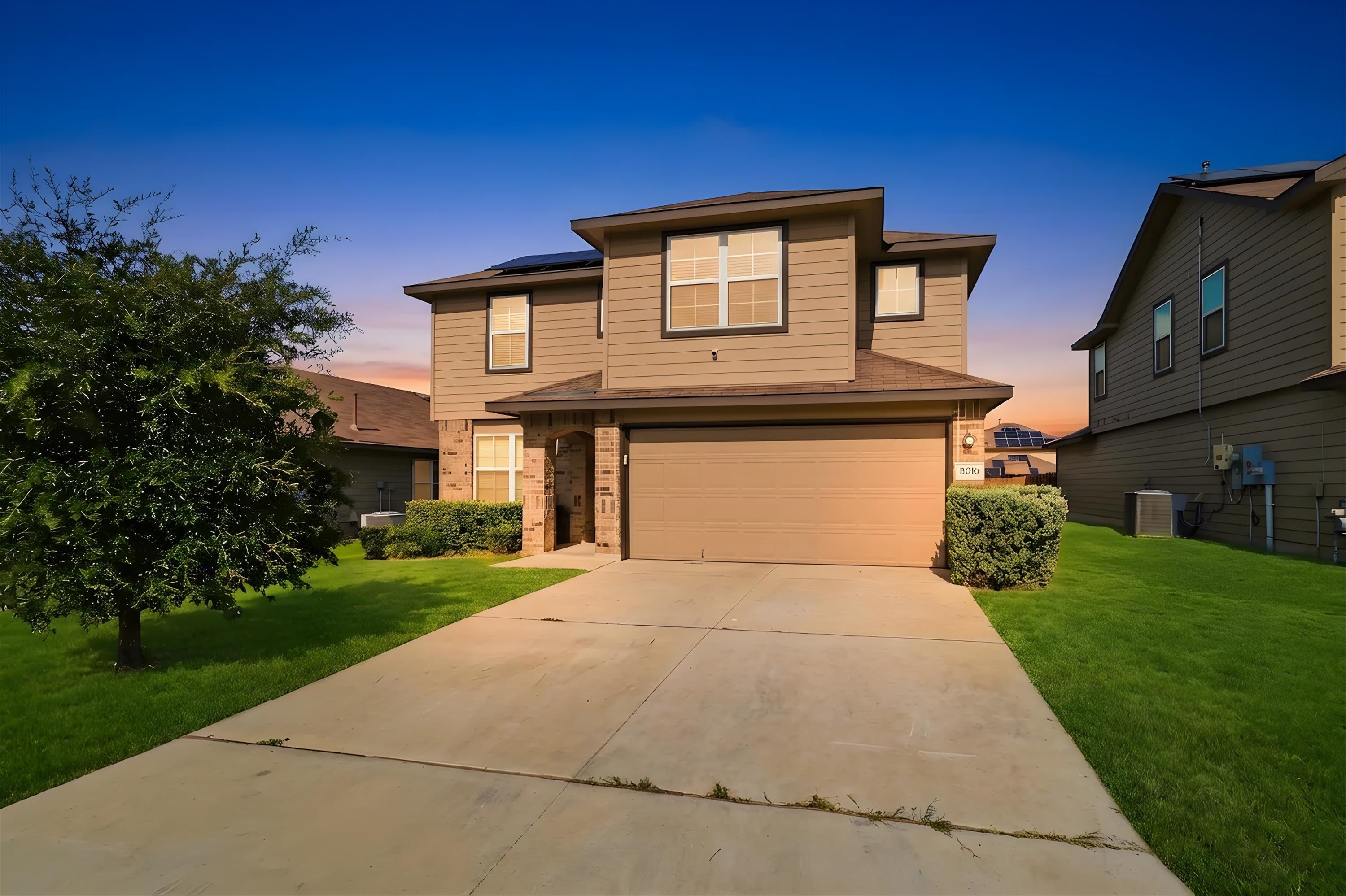 8106 Chestnut Blue – photo 1