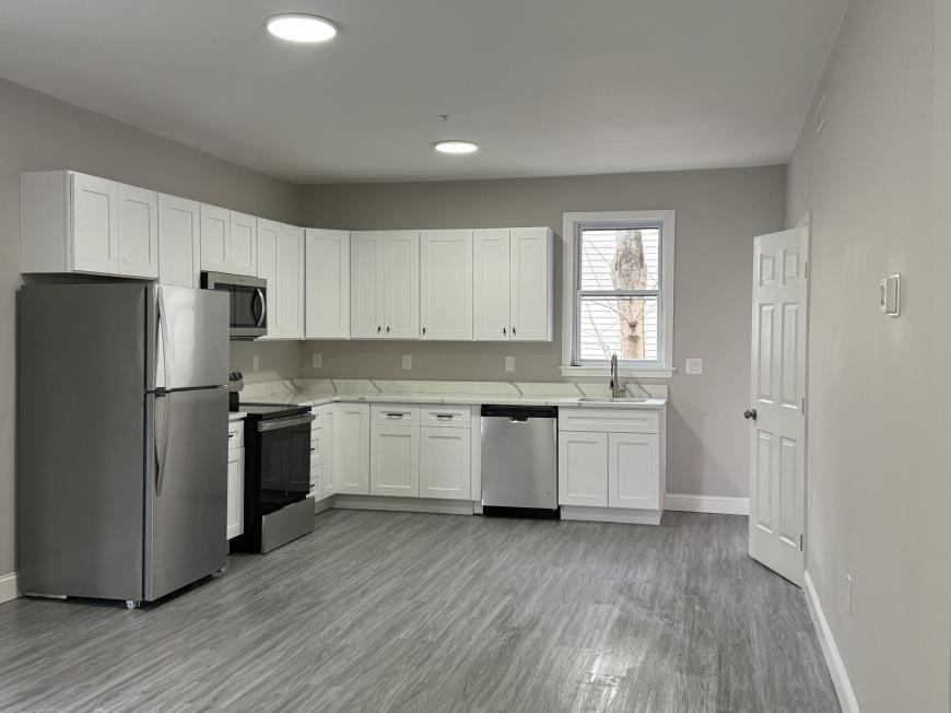 40 Fowler St. – photo 1