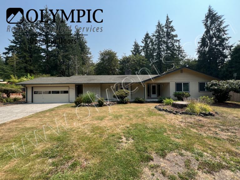4230 Frontier Dr SE – photo 1