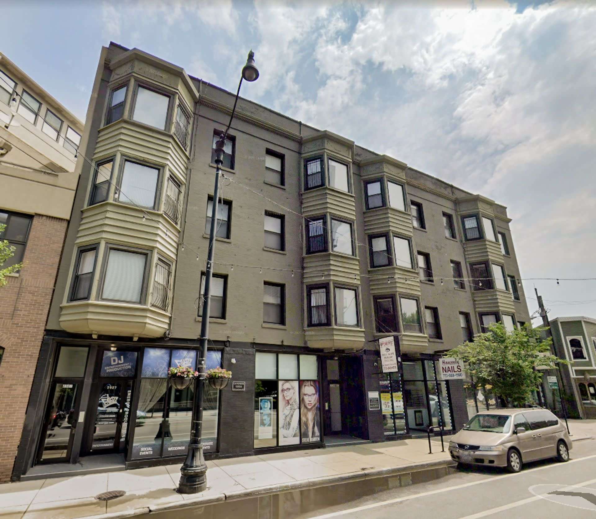 2519 27 N Lincoln – photo 1