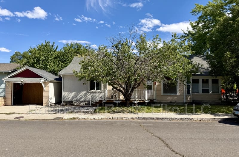 698 4th Street – photo 1 of 36