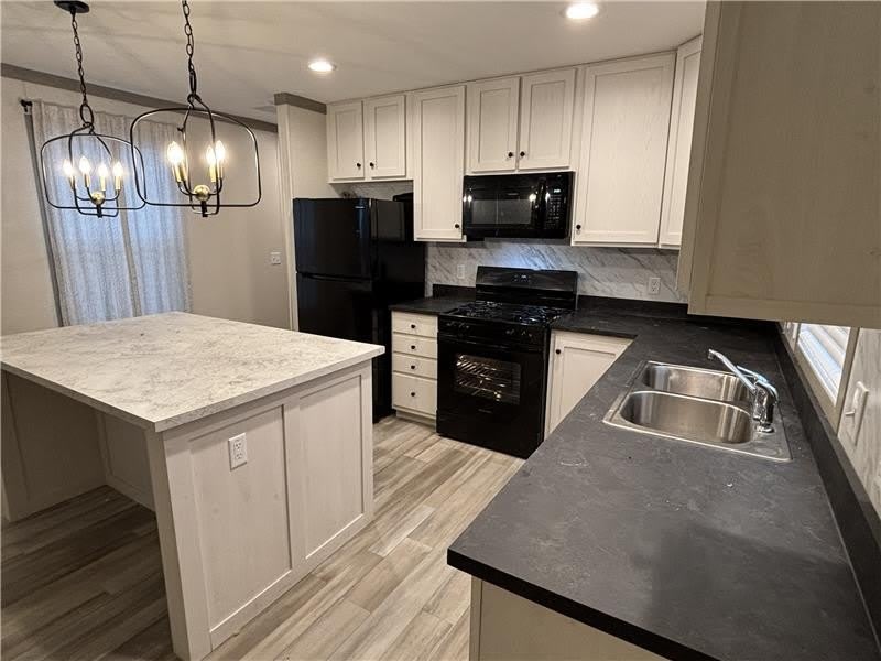 229 Devonshire – photo 1 of 9