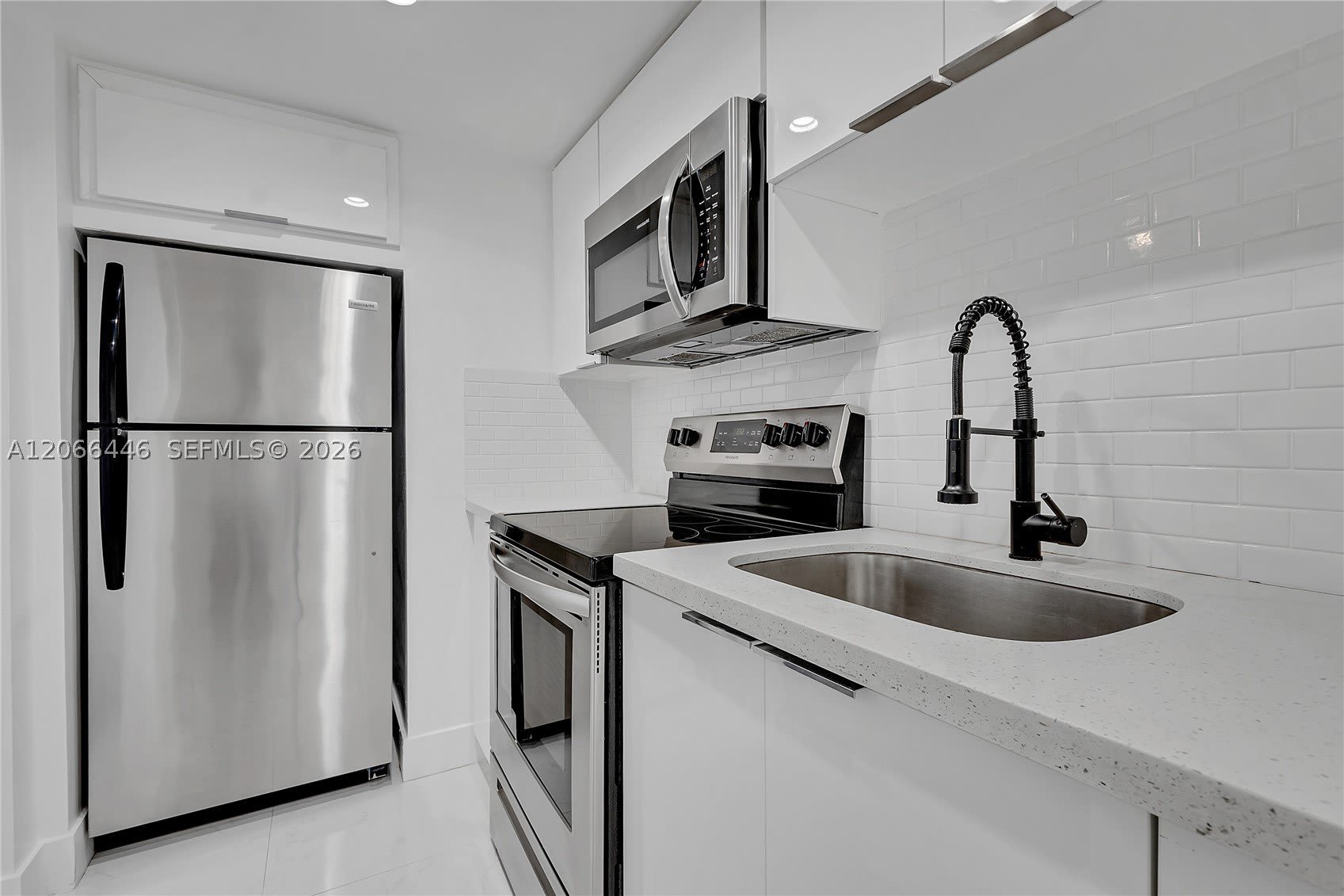 1114 S Douglas Rd – photo 1