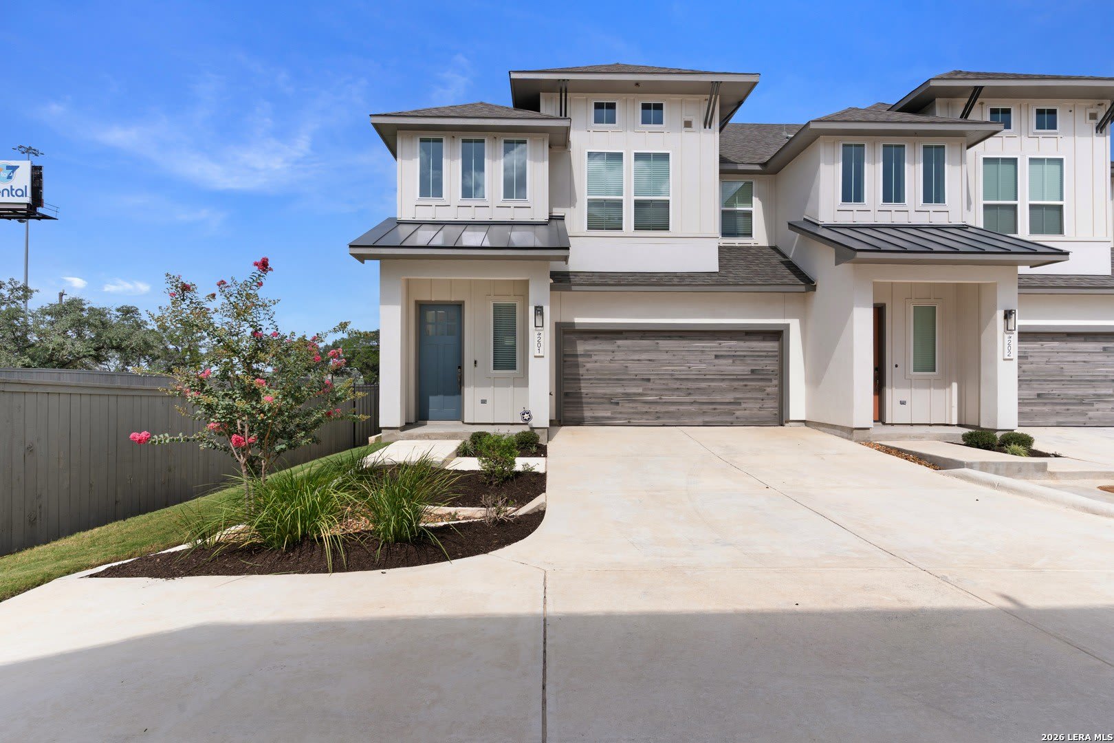 3523 N. LOOP 1604 E – photo 1