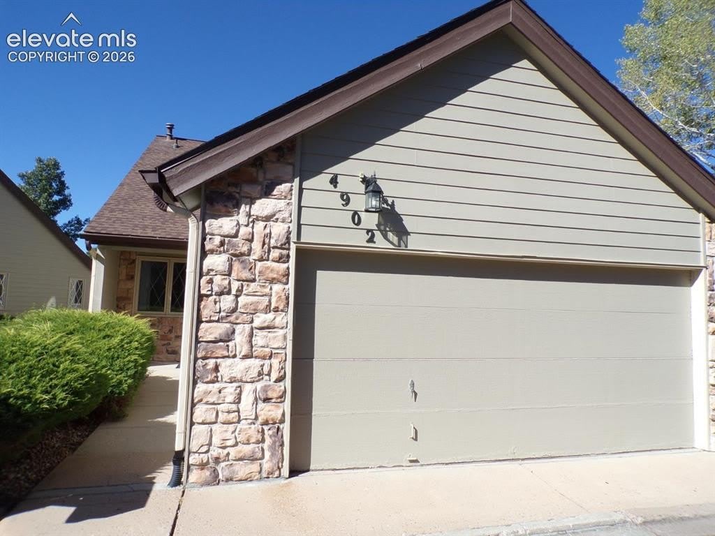 4902 Castledown Road – photo 1