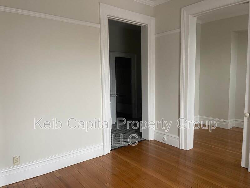 179 Main Street – photo 1 of 9