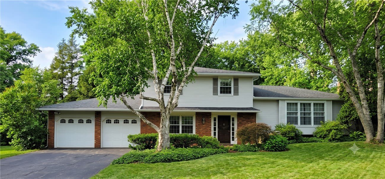 28 Candlewood Drive – photo 1 of 215