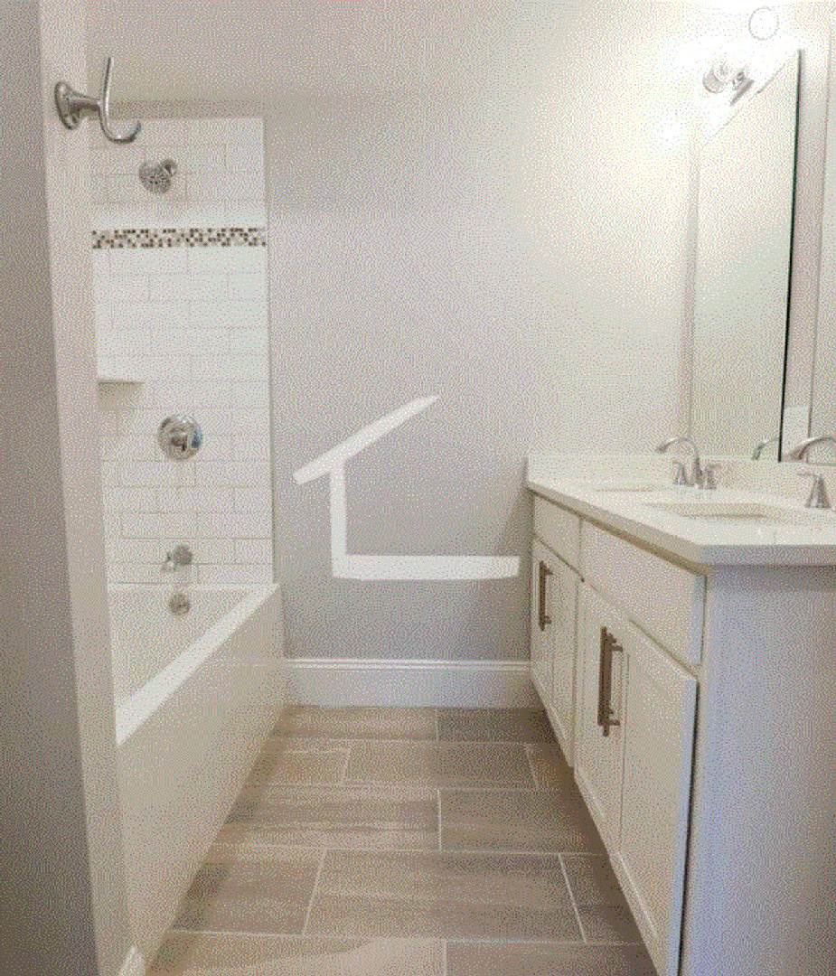 Charming 4 Bedroom-No Broker Fee – photo 1