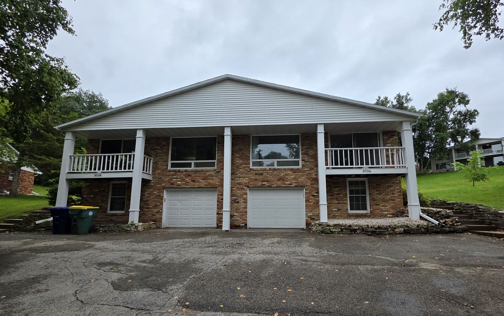 3036 Albert Dr – photo 1
