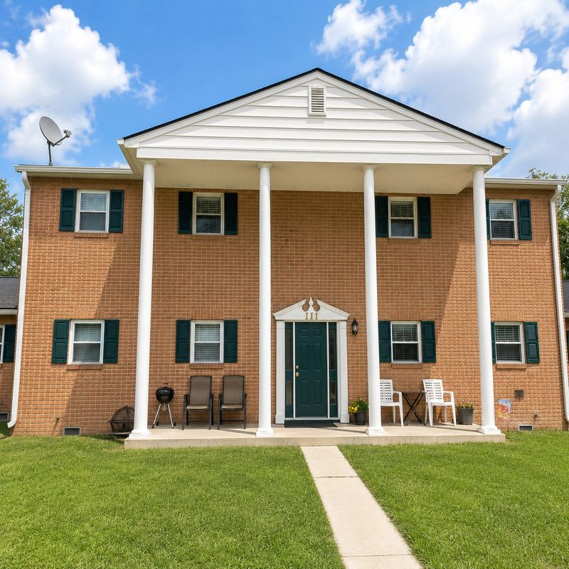 1420 E Jefferson Street – photo 1 of 18