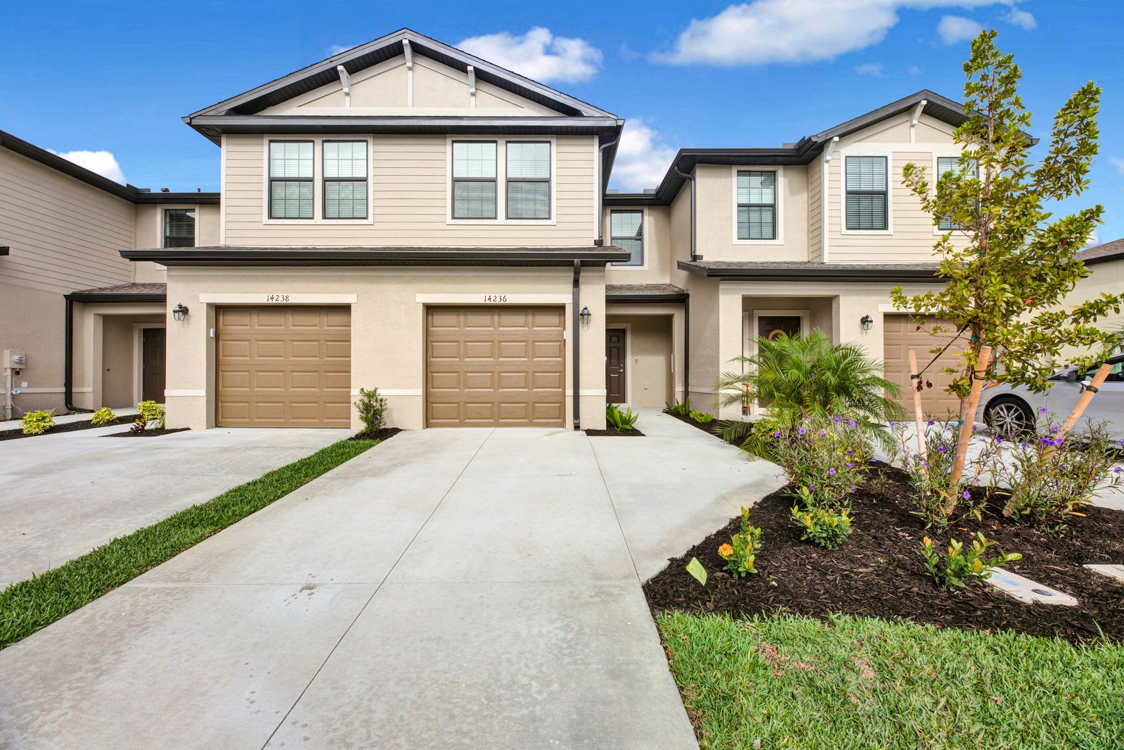 Brand New 3BD/2.5BTH Townhouse in Gated Portico Community – Fort Myers – photo 1