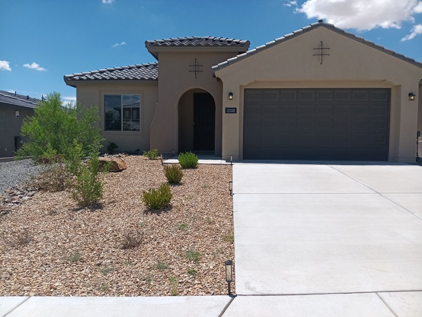 3 Bedroom, 2 Bathroom Home! Schedule a Showing! – photo 1