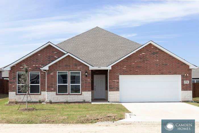 439 Grove Way – photo 1 of 7