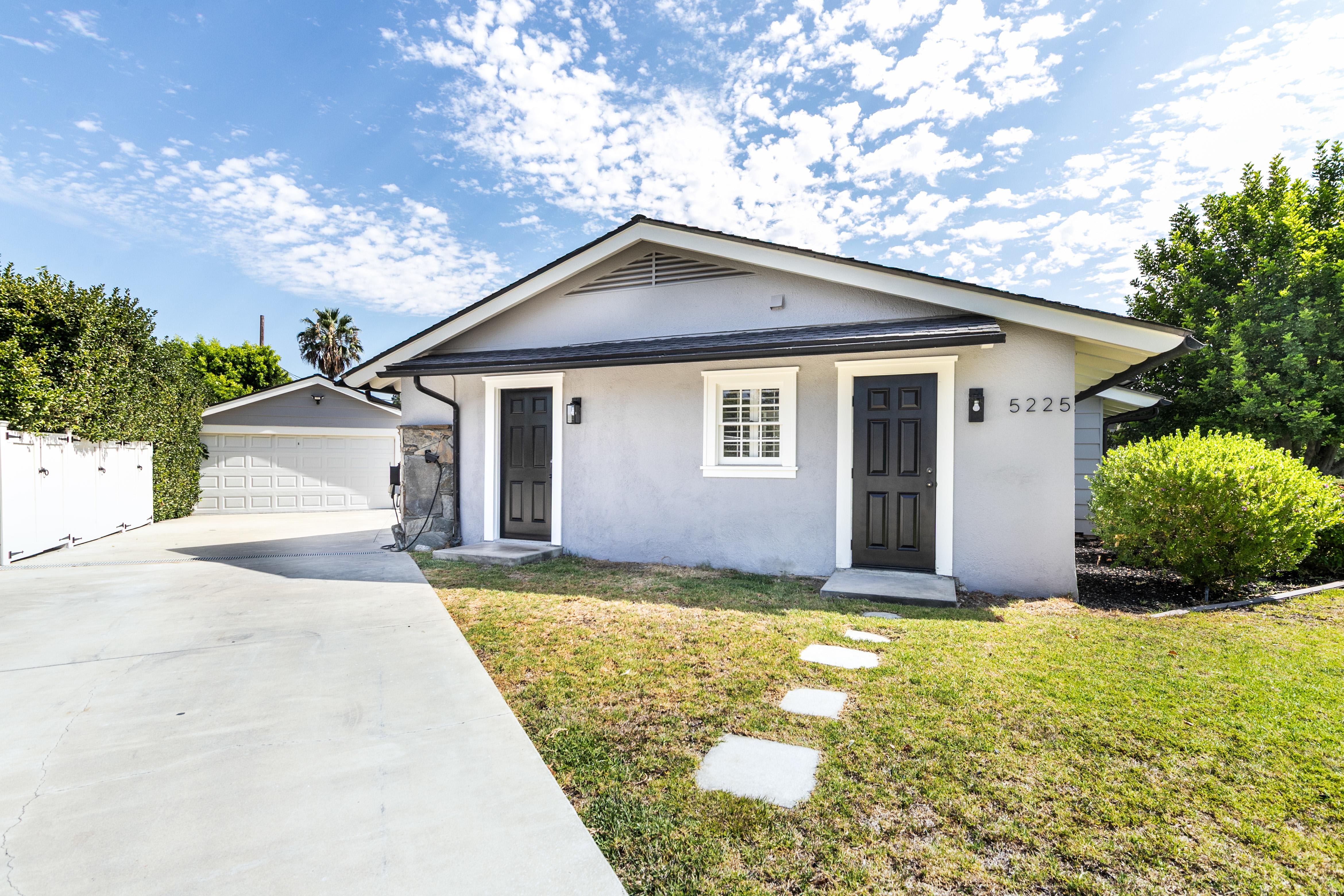 5227 Beckford Ave – photo 1