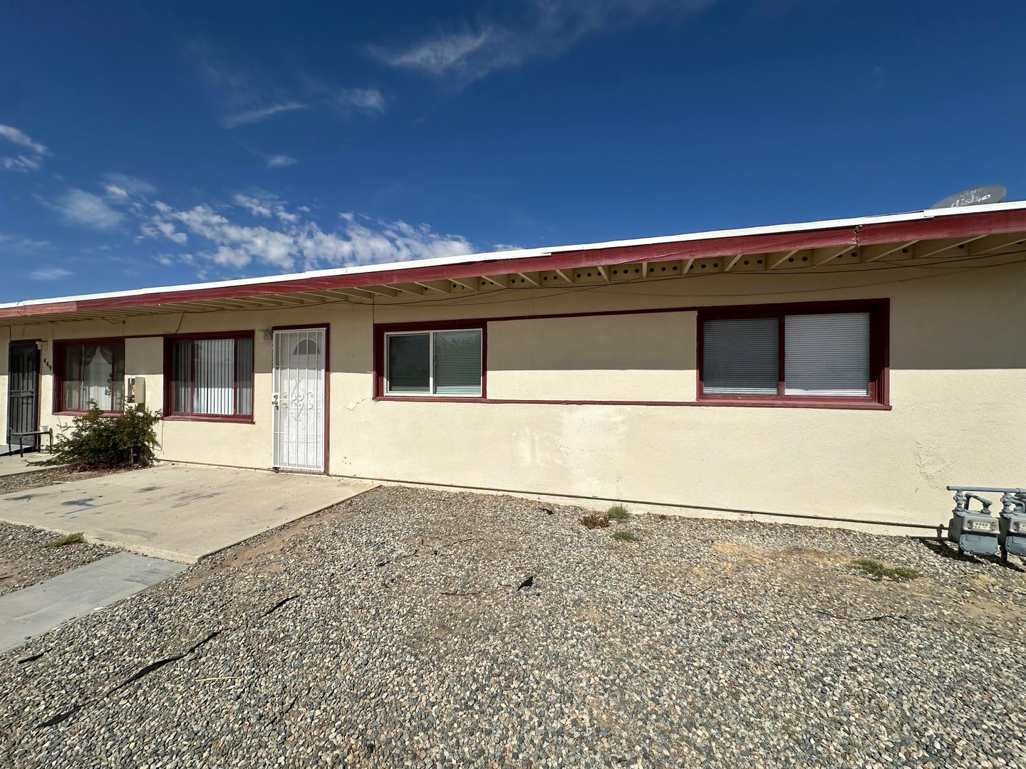 Adorable 3 Bedroom – photo 1 of 10
