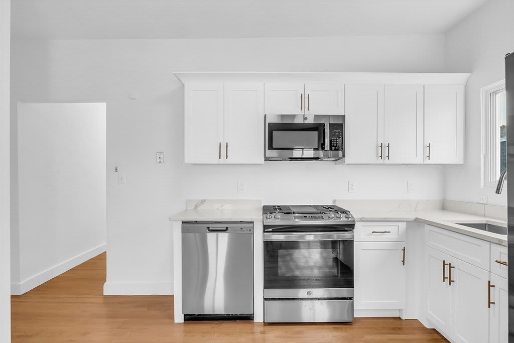 52 Bonair Street – photo 1