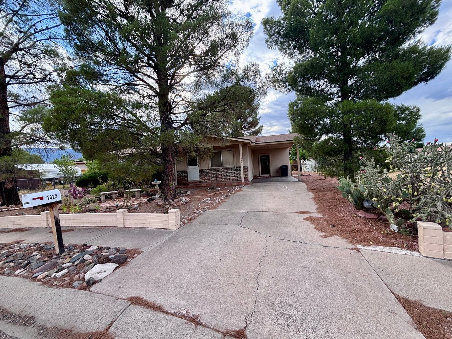 Unfurnished, 1-Year Long-Term Rental- Leasing Special: $750 Off 1st month rent with a year lease! – photo 1 of 18