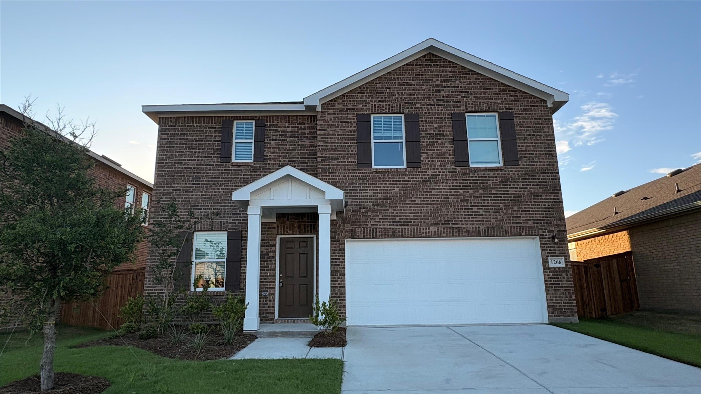 1266 Herring Drive – photo 1 of 237