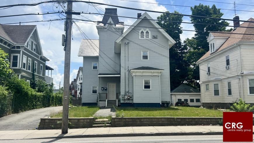 232 Pleasant St – photo 1 of 87