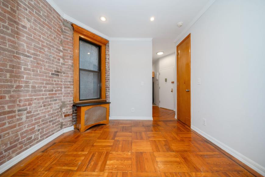 796 Ninth Avenue – photo 1