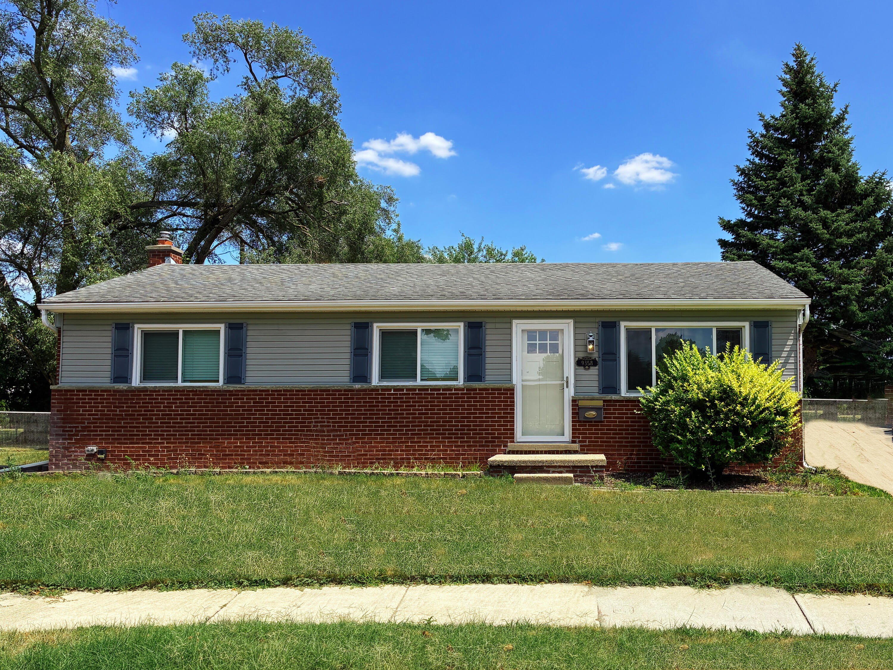 9358 Marie Court – photo 1