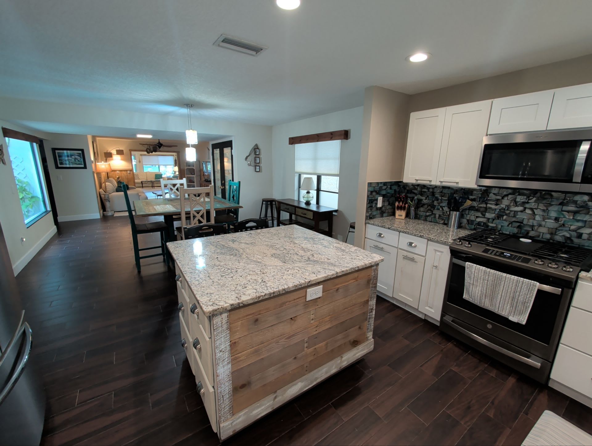 11639 W Riverhaven Dr – photo 1 of 33