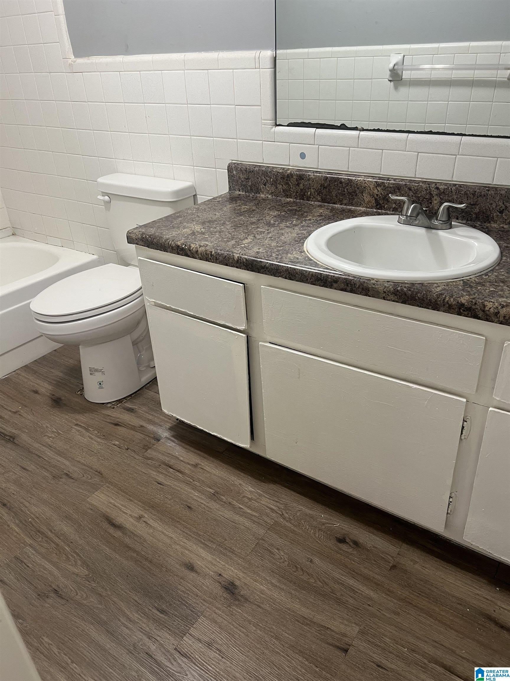 2300 31ST STREET ENSLEY – photo 1